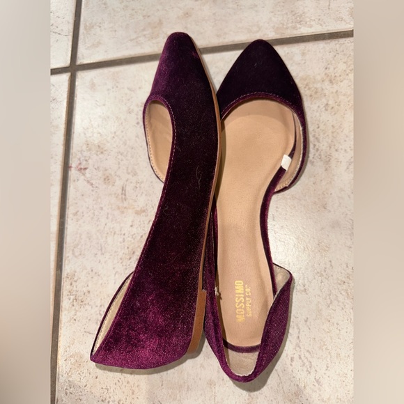 Purple plum velvet pointy flats women’s shoes used and well loved very pretty - Picture 11 of 16